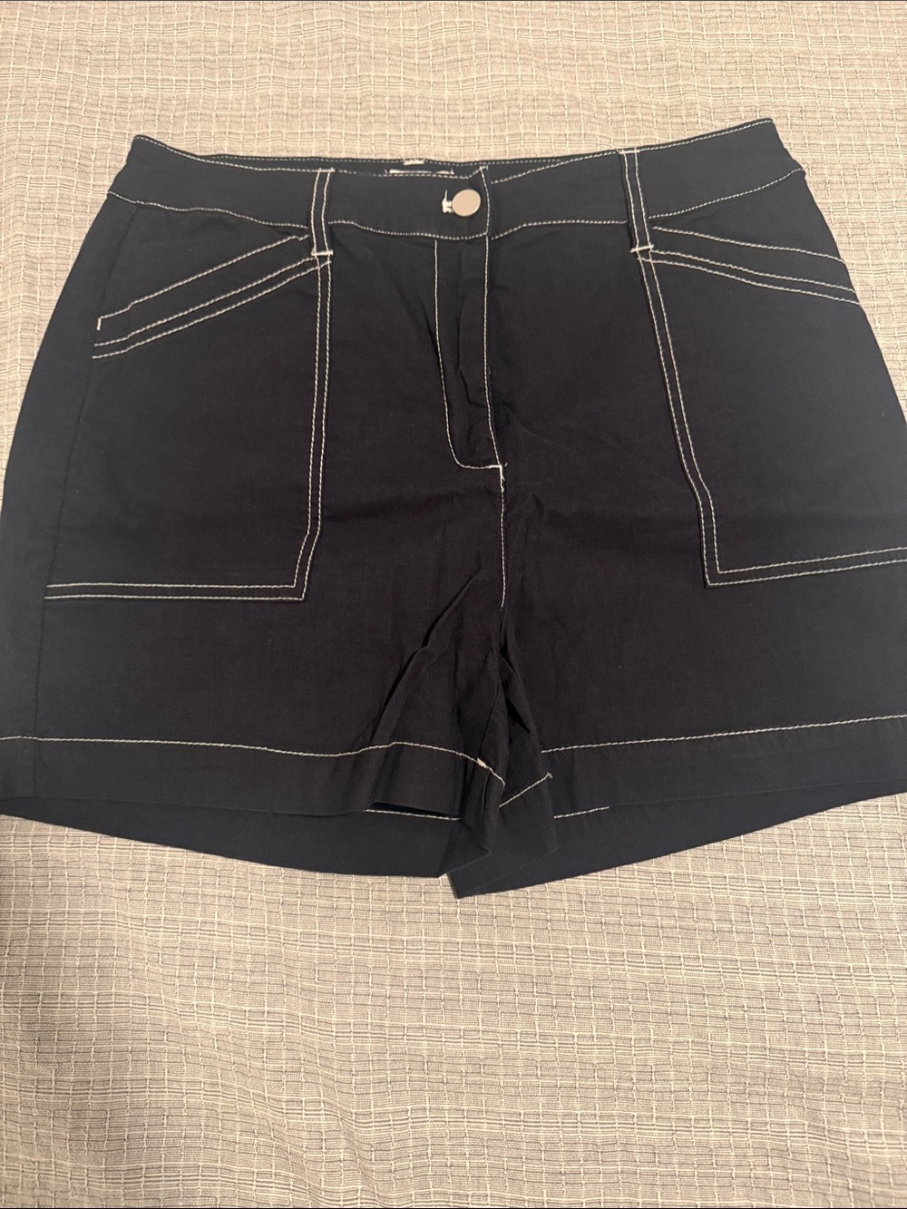 High-Waist Black Shorts with Contrast Stitching